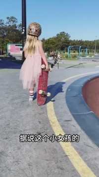 拥有滑板天赋的女孩
