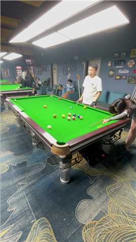 突如其来的小姐姐，我如何是好。#台球路人局#体育#台球