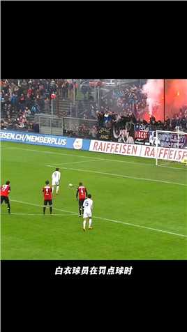 -足球赛场上那些咬定青山不放松的后卫名场面瞬间，惊艳到让人瞠目结舌