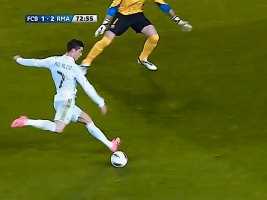 “足球还得看下半场” #我的2023足球回忆 #C罗 #以球之名