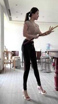 不是很会打台球，但是很爱！